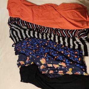 Bundle of 6 maternity dresses